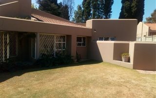 3 Bedroom House in Parkhill Gardens