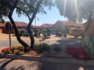 Studio Apartment in Willow Park Manor