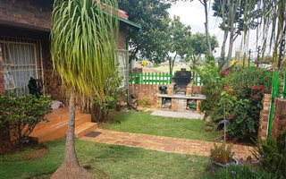 3 Bedroom Simplex in Quellerie Park