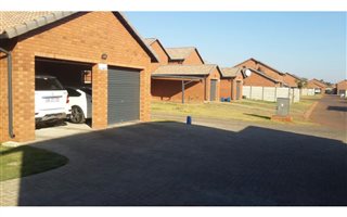 3 Bedroom Simplex in Chantelle