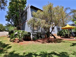 3 Bed Apartment in Mooikloof Equestrian Estate