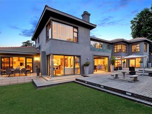 4 Bed House in Atholl