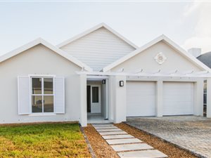 3 Bedroom House in Val de Vie