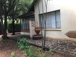 6 Bed House in Park West