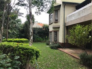1701 m² Land available in Arcadia