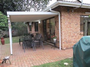 3 Bedroom Townhouse in Manors