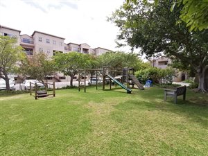 2 Bed Apartment in Milnerton Ridge