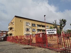 1 Bed Apartment in Lambton