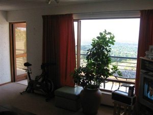 2 Bed Apartment in Northcliff