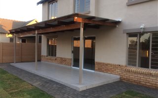 3 Bedroom Duplex in Willow Park Manor