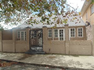 8 Bed House in North End