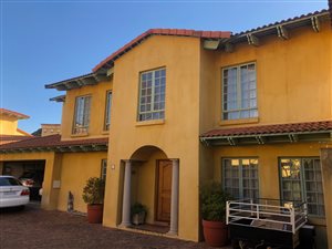 4 Bed Duplex in Florida Park