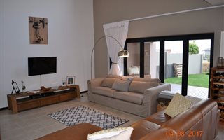 3 Bedroom Townhouse in Lombardy Estate