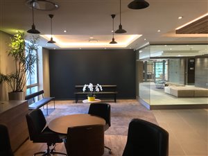 723 m² Office Space in Waterfall Estate