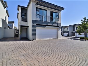 3 Bed Duplex in Lonehill