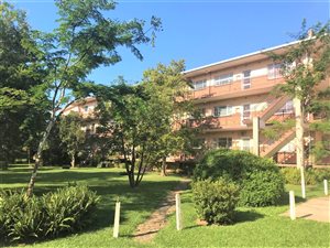 3 Bed Flat in Pelham