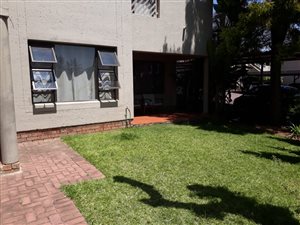 2 Bed Apartment in Sunninghill