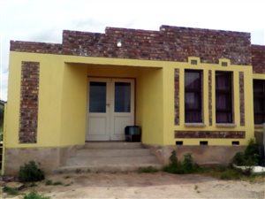 6 Bed House in Levalia