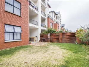 3 Bed Apartment in Greenstone Crest