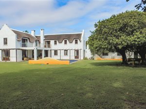 8118 m² Farm in Noordhoek
