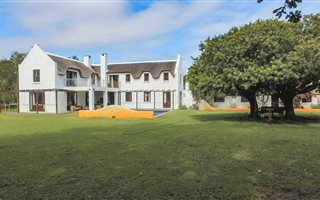 8121 m² Farm in Noordhoek
