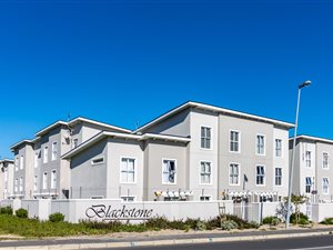 2 Bed Apartment in Brackenfell Central
