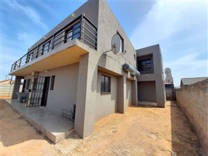 Commercial space in Protea Glen