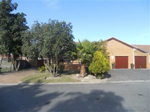 4 Bed House in Rouxville
