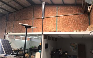 172 m² Industrial space in Strydompark