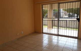 2 Bedroom Apartment in Willowbrook
