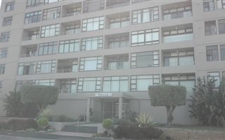 1 Bedroom Apartment in Milnerton Central