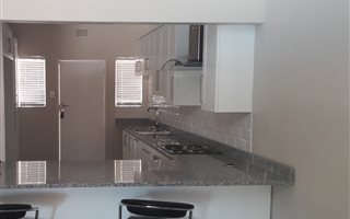 3 Bedroom House in Memorial Road Area