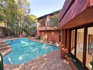 3 Bed House in Sunninghill