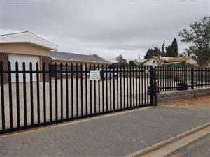 4 Bedroom House in Vredendal