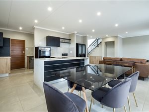 4 Bed Townhouse in Lanseria and surrounds