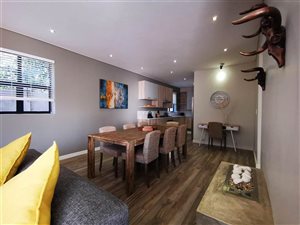 3 Bed Cluster in Menlo Park