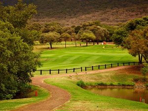 882 m² Land available in Magalies Golf Estate