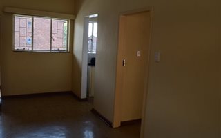 2 Bedroom Flat in Pretoria West