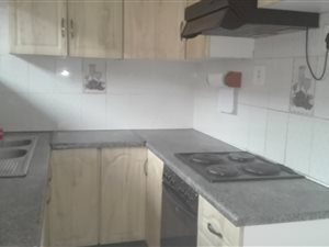 2 Bed Flat in Montclair