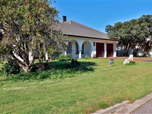 4 Bed House in Dobson