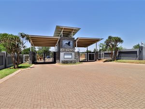 5001 m² Land available in Zwavelpoort
