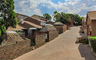 3 Bedroom Simplex in Mulbarton