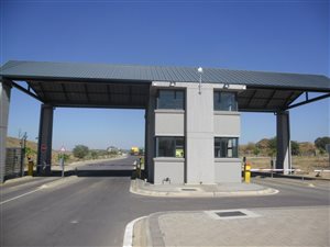 773 m² Land available in Six Fountains Estate