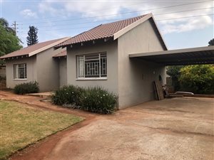 1 Bed Flat in Noordheuwel
