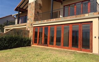 3 Bedroom Townhouse in The Coves