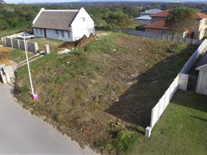 748 m² Land available in Kamma Heights
