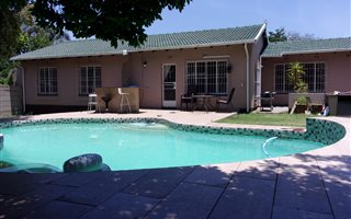 3 Bedroom House in Van Riebeeck Park