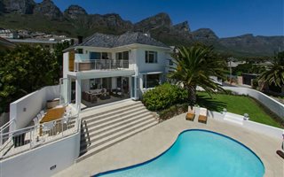 4 Bedroom House in Camps Bay
