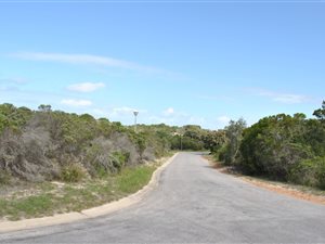 800 m² Land available in Gamtoos Mouth