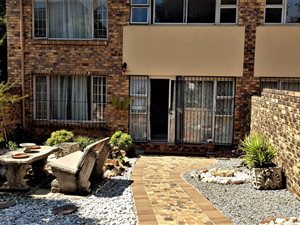 2 Bedroom Townhouse in Southcrest